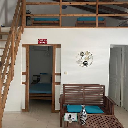 Bungalows Malueva 1 Chambre Et 1 Mezzanine A 5Min De La Plage De La Caravelle Sainte-Anne  Zewnętrze zdjęcie