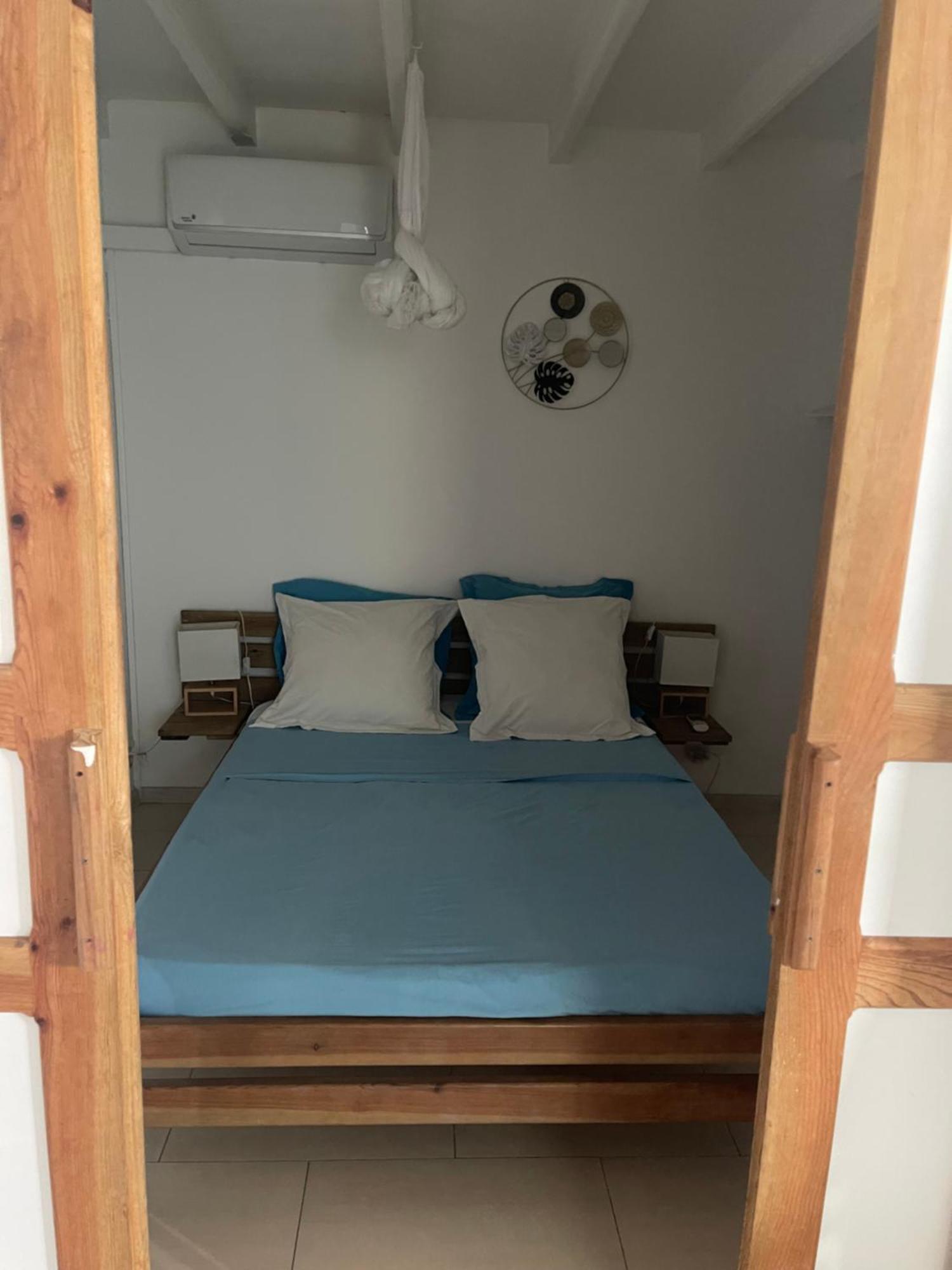 Bungalows Malueva 1 Chambre Et 1 Mezzanine A 5Min De La Plage De La Caravelle Sainte-Anne  Zewnętrze zdjęcie